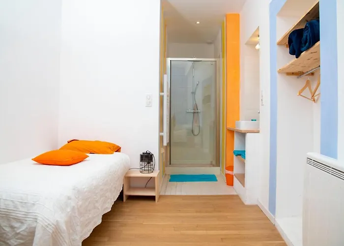 La Comedie De - Apartamento